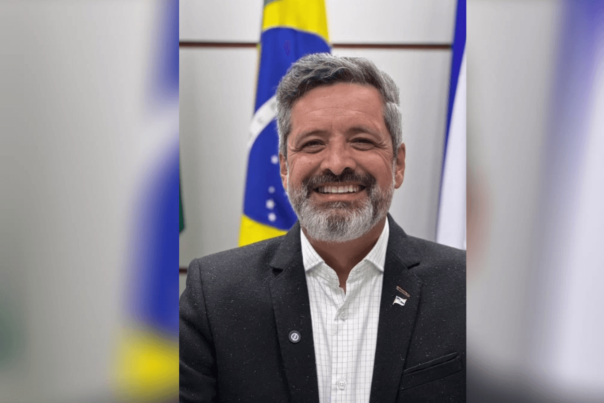 Vice-prefeito Pastor Moisés Faria assume interinamente a Prefeitura de Ponta Grossa