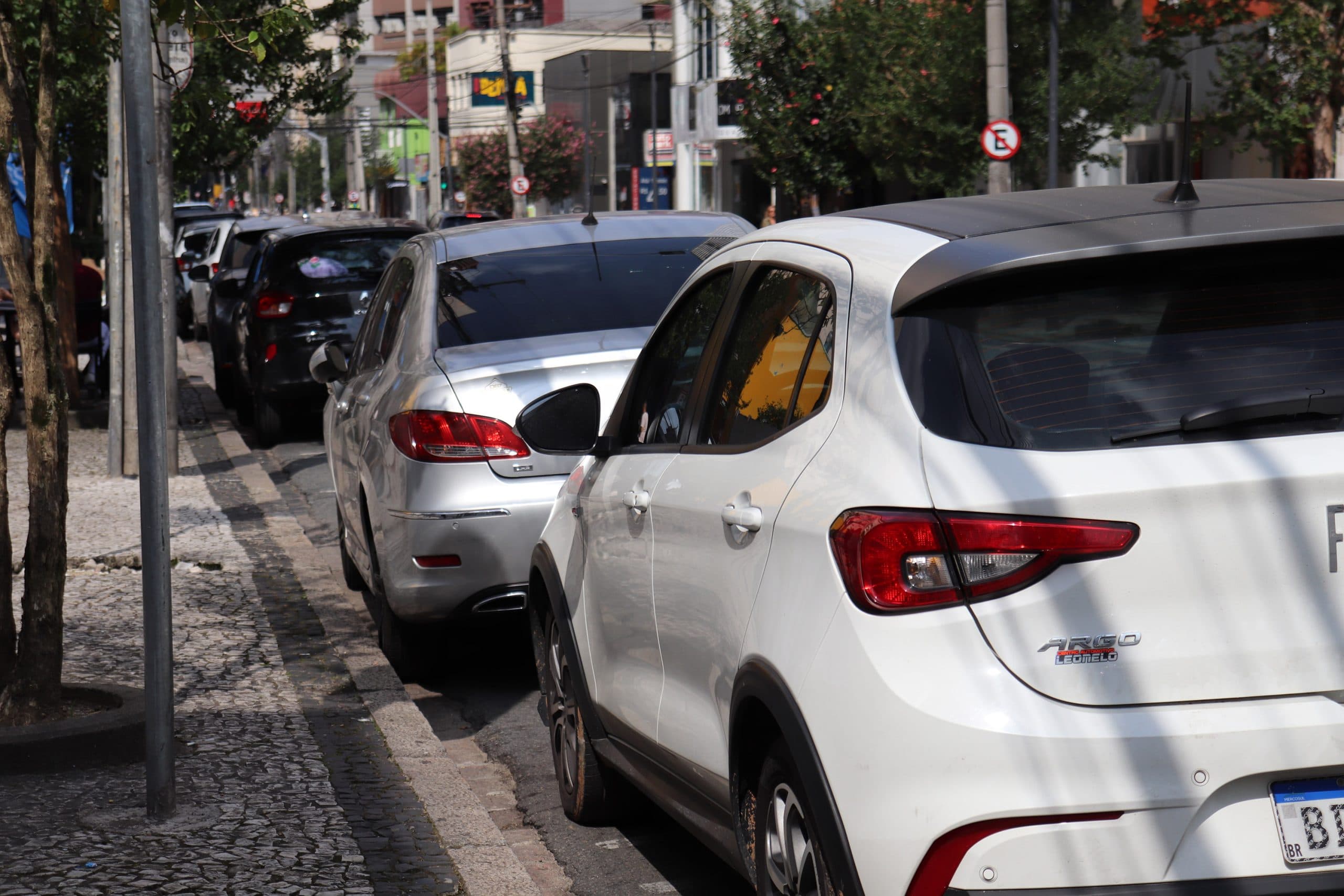 Prazo de pagamento para placas 9 e 0 do IPVA no PR encerra nesta quinta