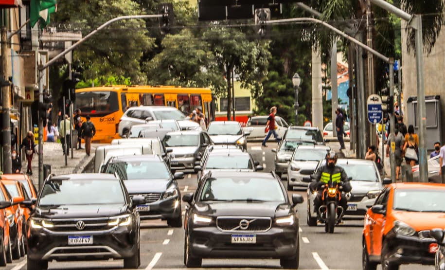 Paraná bate recorde histórico de pagamentos à vista do IPVA em 2026