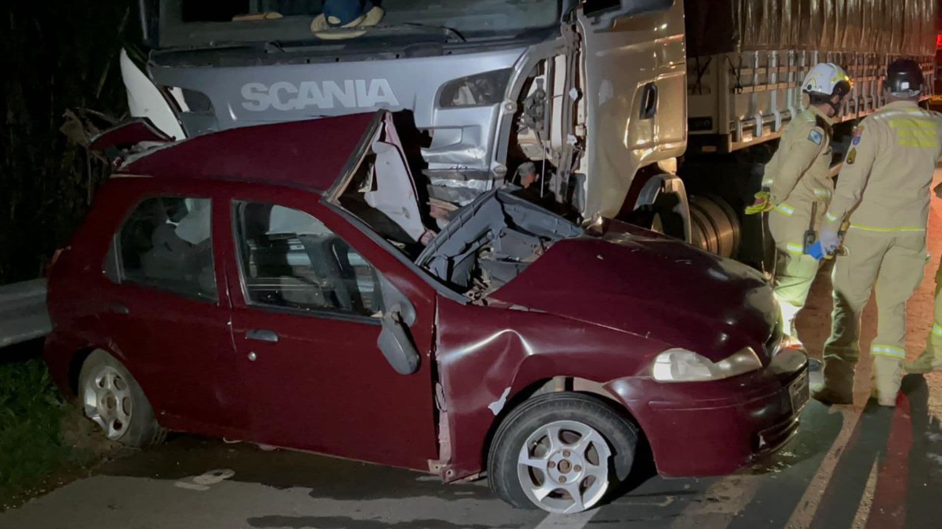 Acidente gravíssimo na BR-376 em Ponta Grossa deixa uma vítima fatal