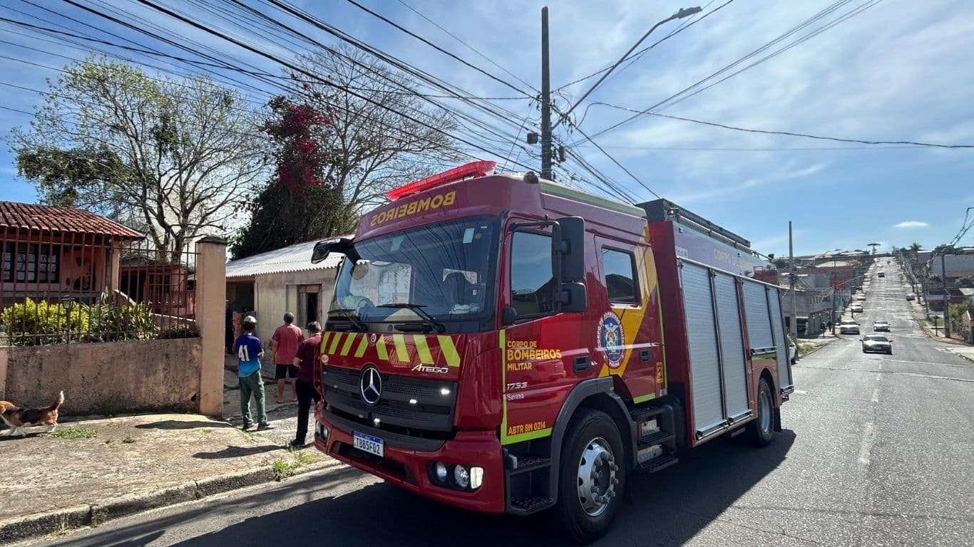 Incêndio em botijão de gás em Ponta Grossa deixa mulher ferida no Periquitos