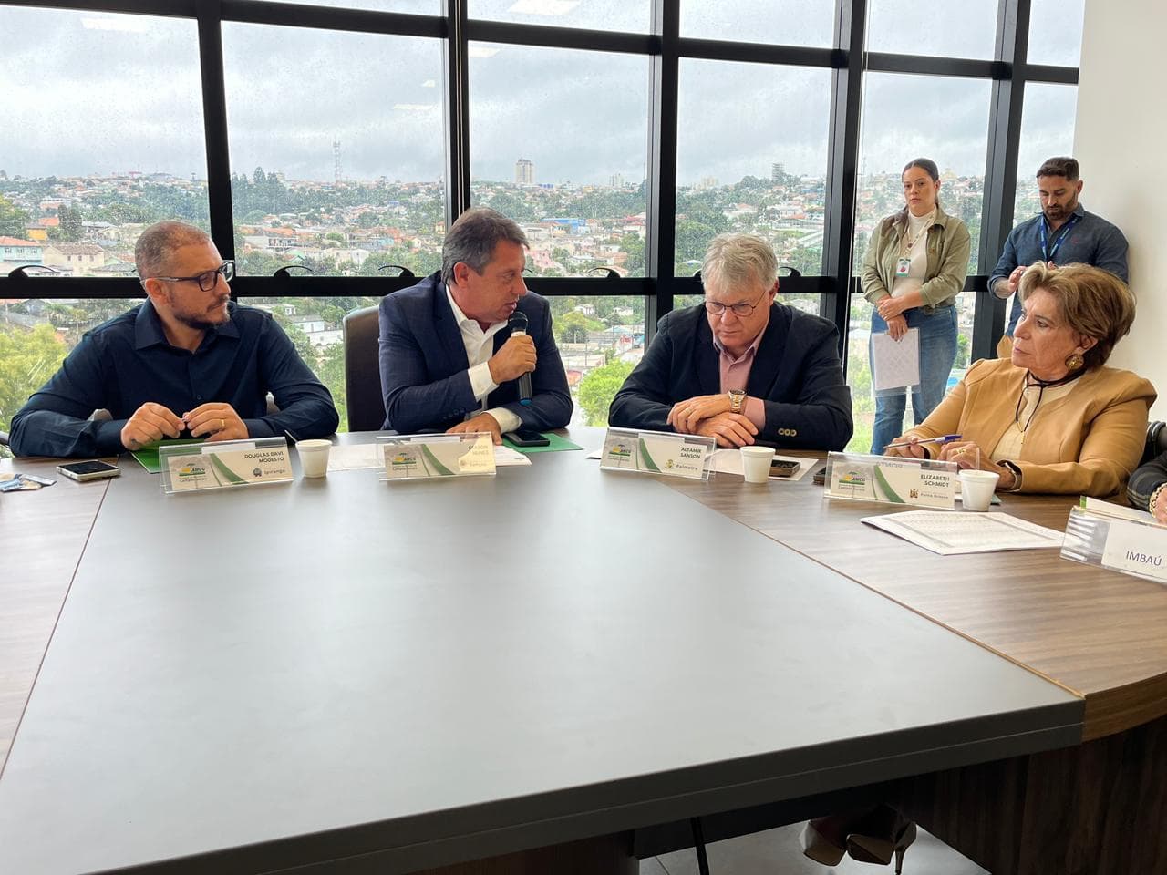 AMCG promove coletiva para detalhar ações regionais e Reforma Tributária