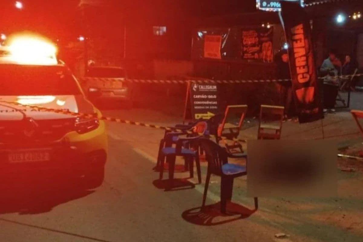 Homem é arrancado de bar e executado a tiros em cidade do Paraná