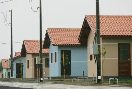 Prefeita sanciona lei que cria regras para novas ZEIS e amplia política habitacional