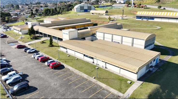 Qualifica + prorroga inscrições para curso gratuito de inglês em Ponta Grossa