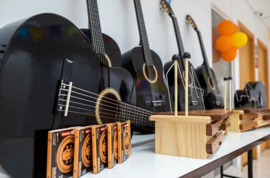 instrumentos foram entregues no creas