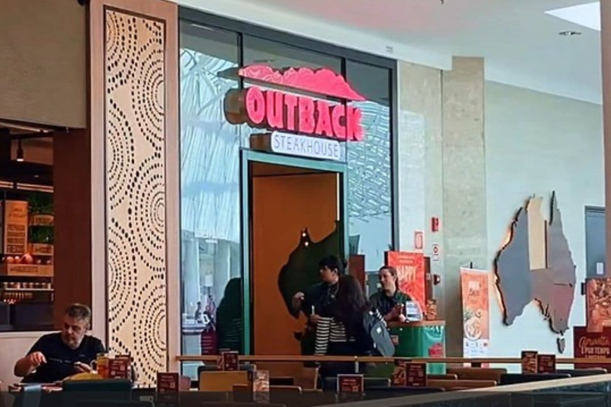 Fachada do Outback em Curitiba