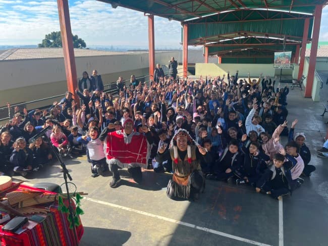 Projeto leva sons ancestrais dos Andes para mais de mil estudantes em Ponta Grossa