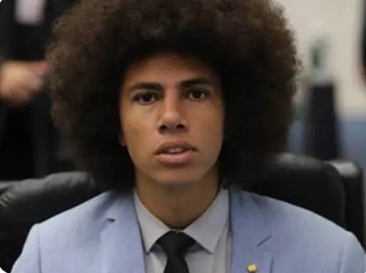 Assembleia do Paraná recorre ao STJ para retomar processo disciplinar contra Renato Freitas