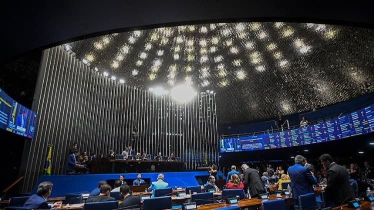 Senado vota criação da Universidade Federal do Esporte em meio à Copa do Mundo