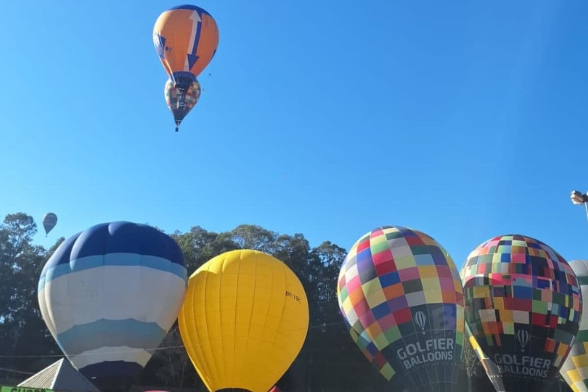 Balões tomam os céus de Ponta Grossa