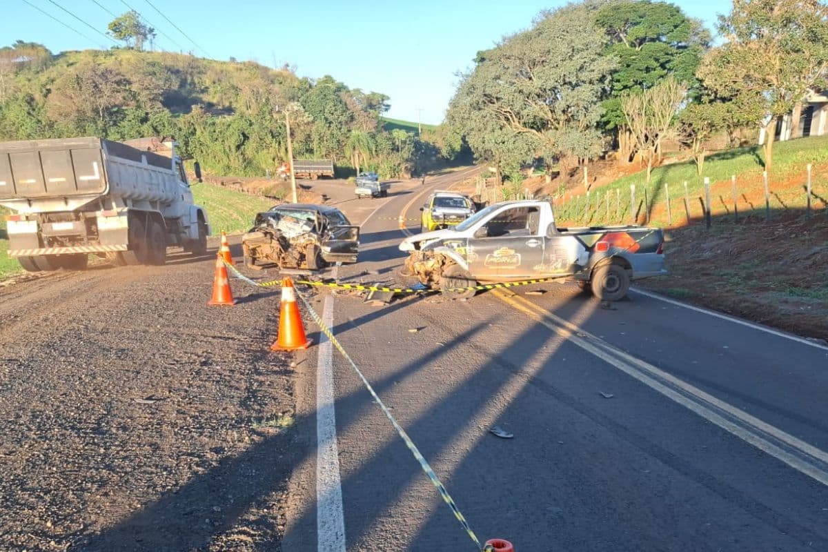 Mulher morre em grave acidente na PR-364, em Palmital