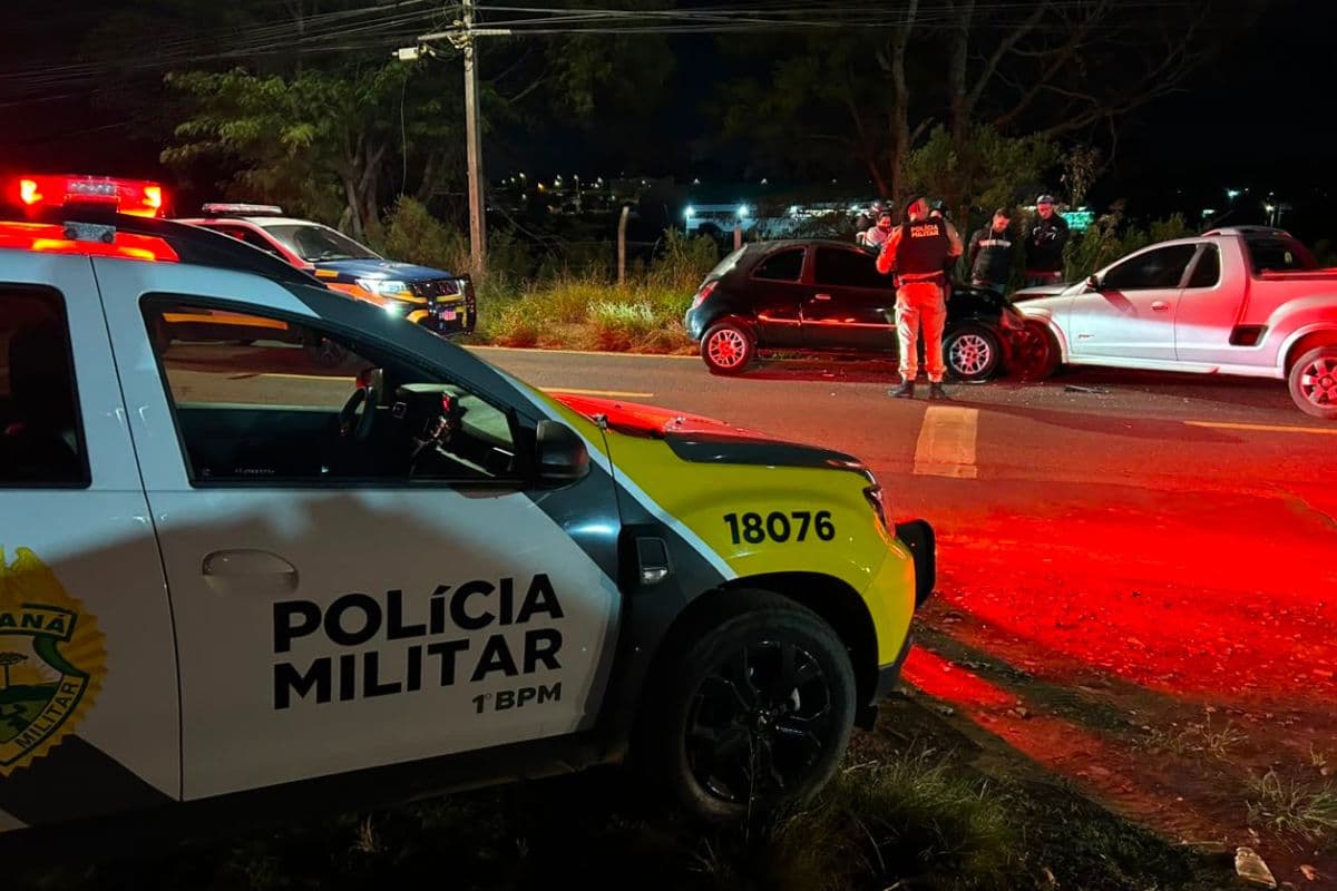 Motorista diabético passa mal e causa acidente na Avenida Siqueira Campos em PG