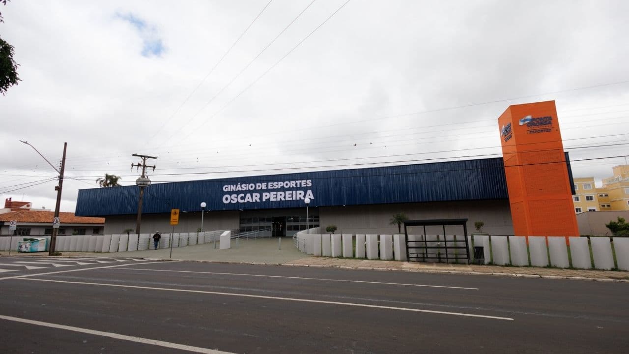 Nova lei garante transporte a estudantes dos distritos para jogos escolares em PG