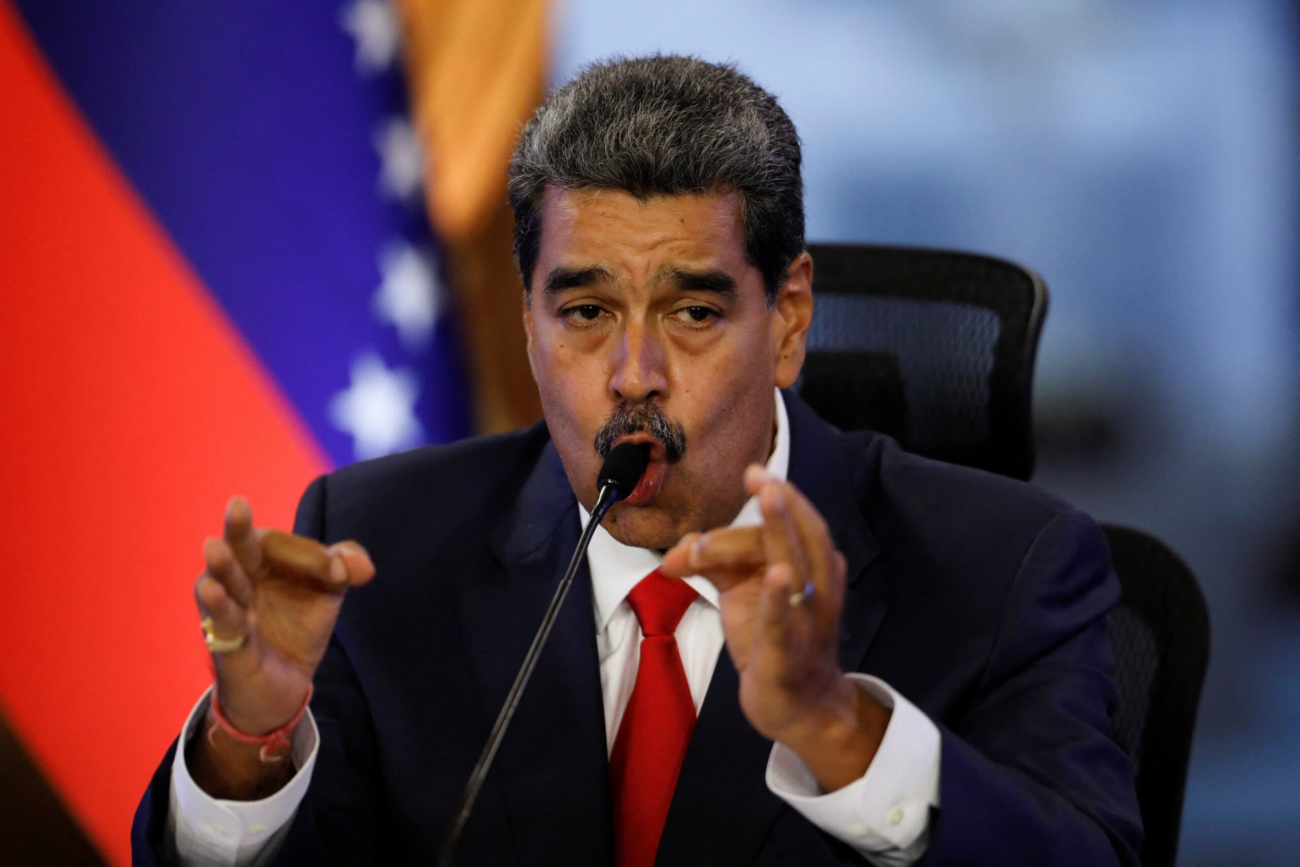 EUA propõem julgamento de Maduro para junho de 2027