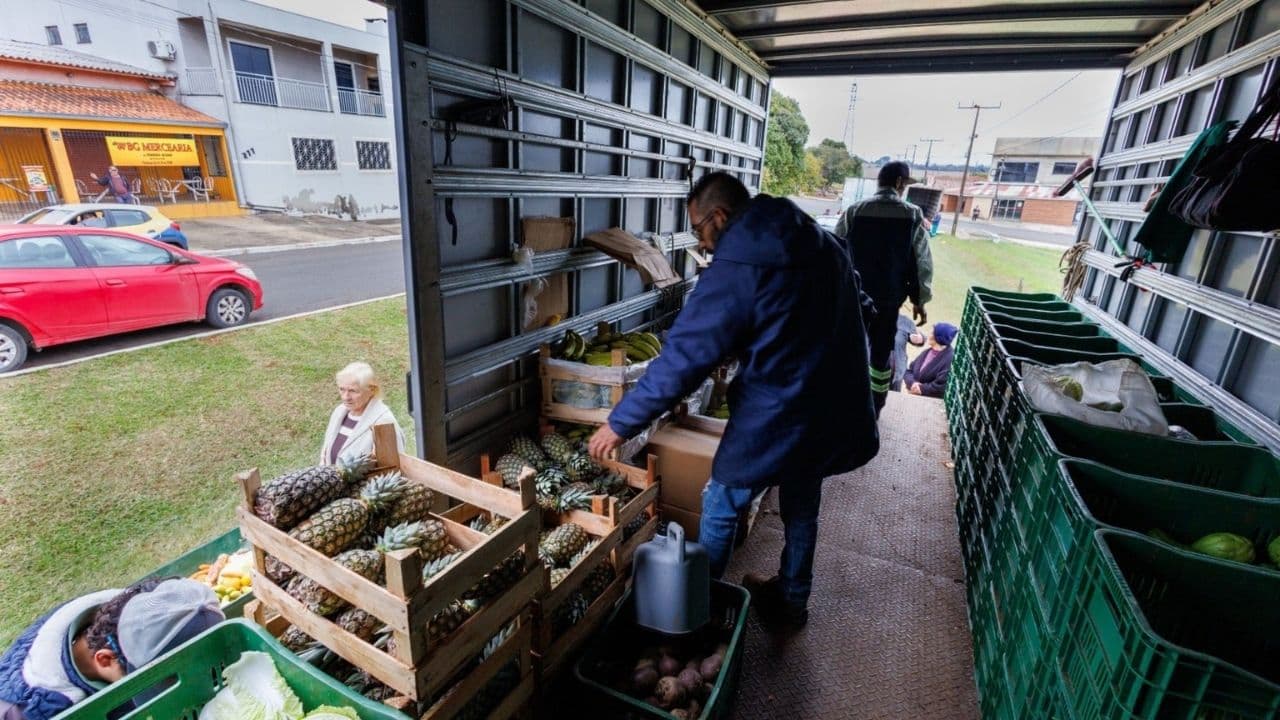 Jardim das Flores e mais 14 locais em PG recebem o Feira Verde nesta segunda (10)
