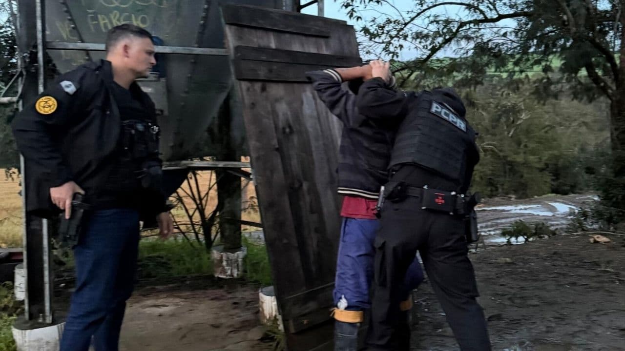 Três homens são presos por tráfico de drogas em Ipiranga