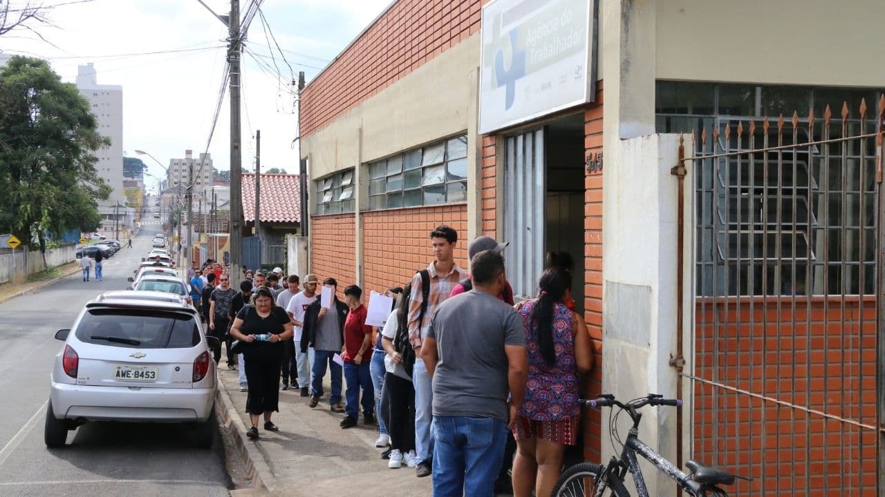 MBRF seleciona candidatos em Castro na terça (29) com salário de R$ 2,6 mil