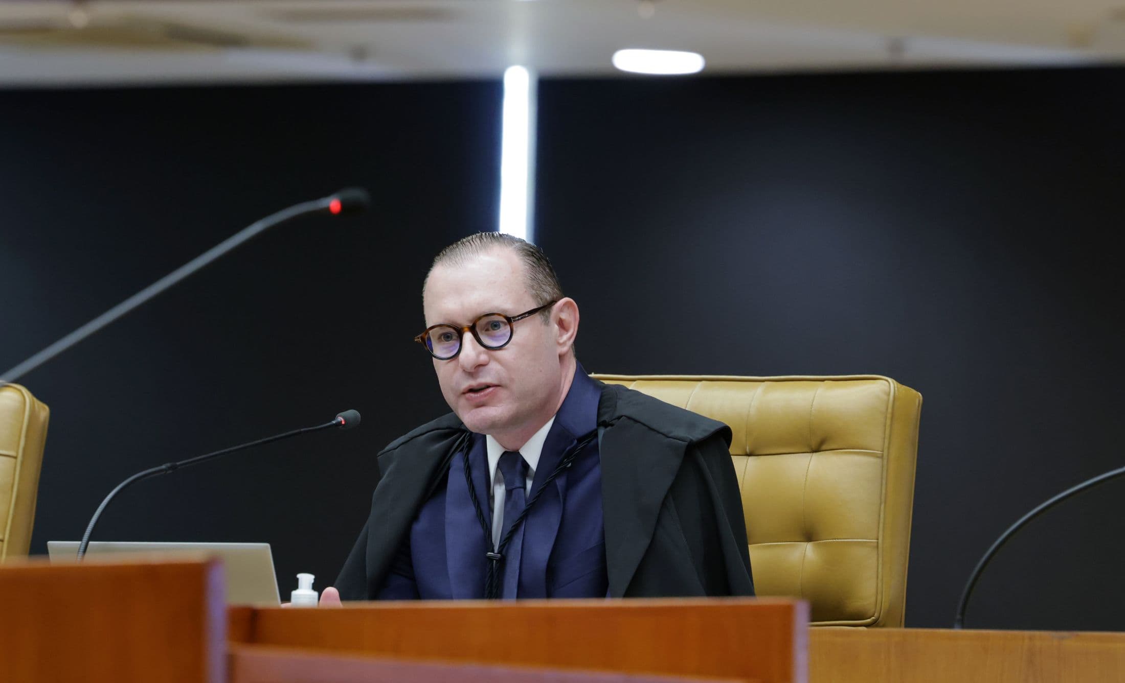 Zanin é relator de pedido para instalar CPI do Banco Master