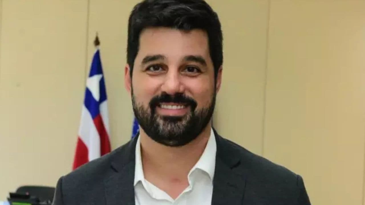 TRE-BA manda prender secretário após ônibus serem retidos no dia da eleição em Salavador