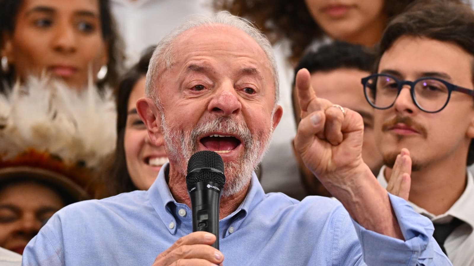 Lula promete debates e reforço digital no 2º turno