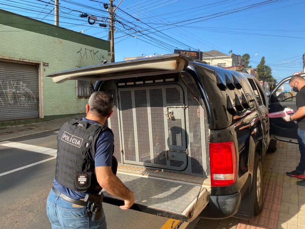 Polícia Civil de Ponta Grossa fecha ponto de tráfico no centro da cidade