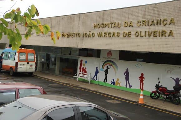 Famílias denunciam hospital por negligência à gestante em Ponta Grossa