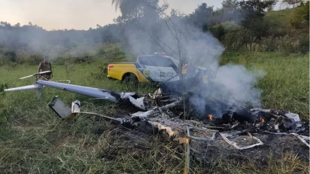 Queda de helicóptero deixa uma morte no PR