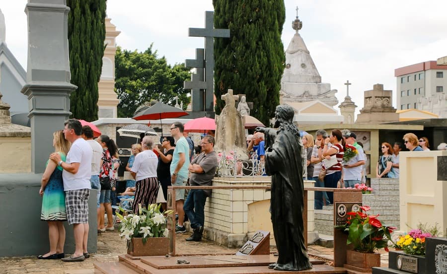 Aberto cadastro para ambulantes trabalharem no Dia de Finados em PG