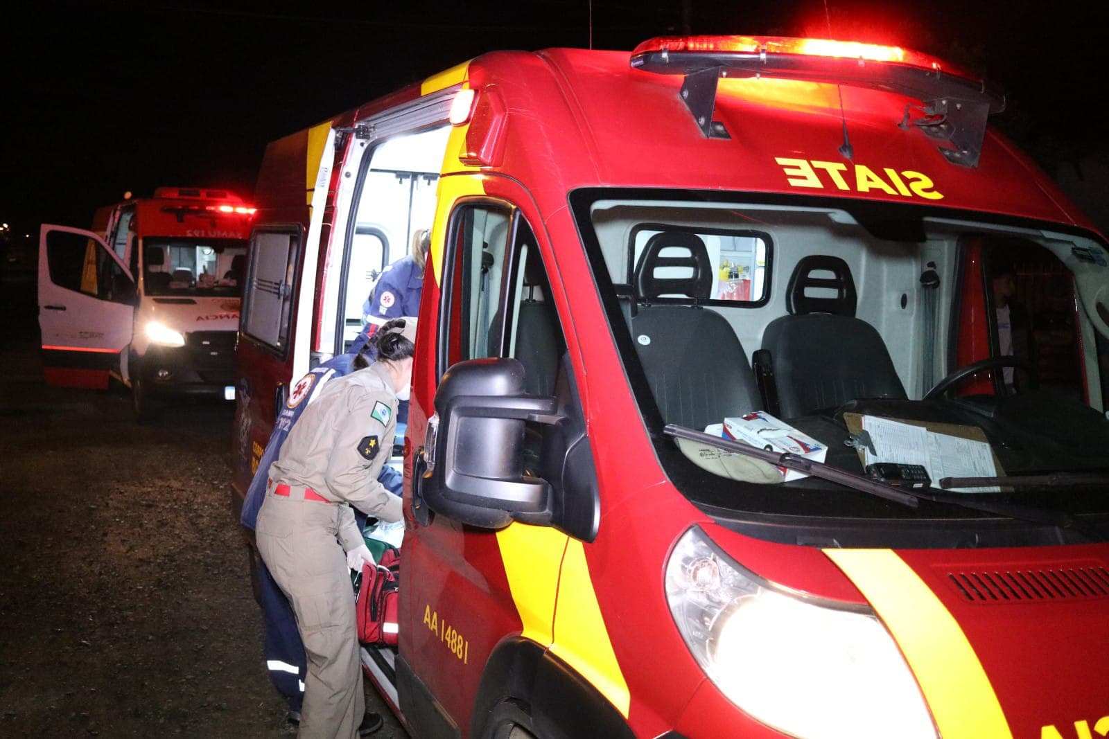Homem tem corpo queimado durante incêndio em residência de PG