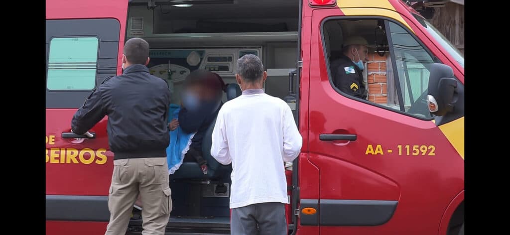 Bebê sofre queimadura por água quente em bairro de Ponta Grossa