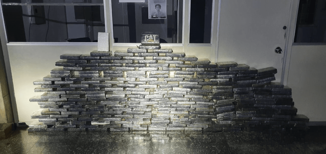 PM apreende 270 quilos de droga, o que equivale cerca de 7 milhões