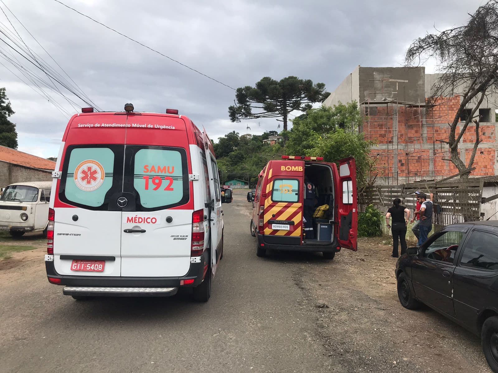 Homem caiu de elevação de dez metros durante o trabalho em PG
