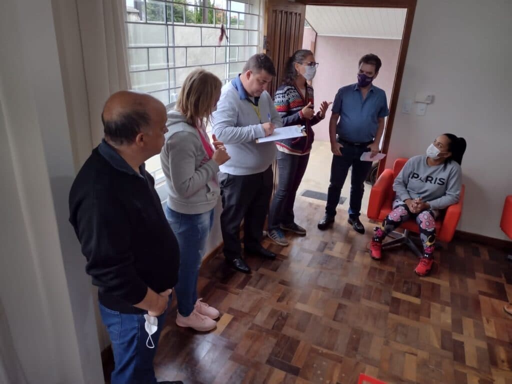 Mais de 900 famílias receberam vales-gás em Ponta Grossa