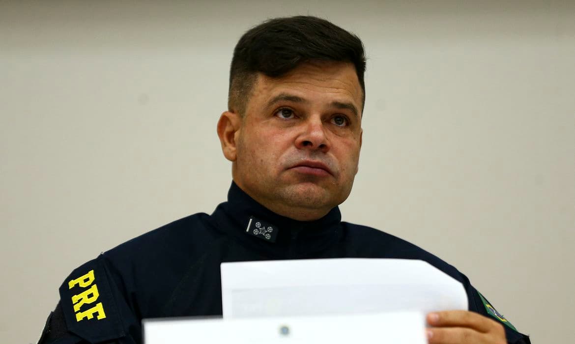 Diretor-geral da PRF vira réu por improbidade administrativa