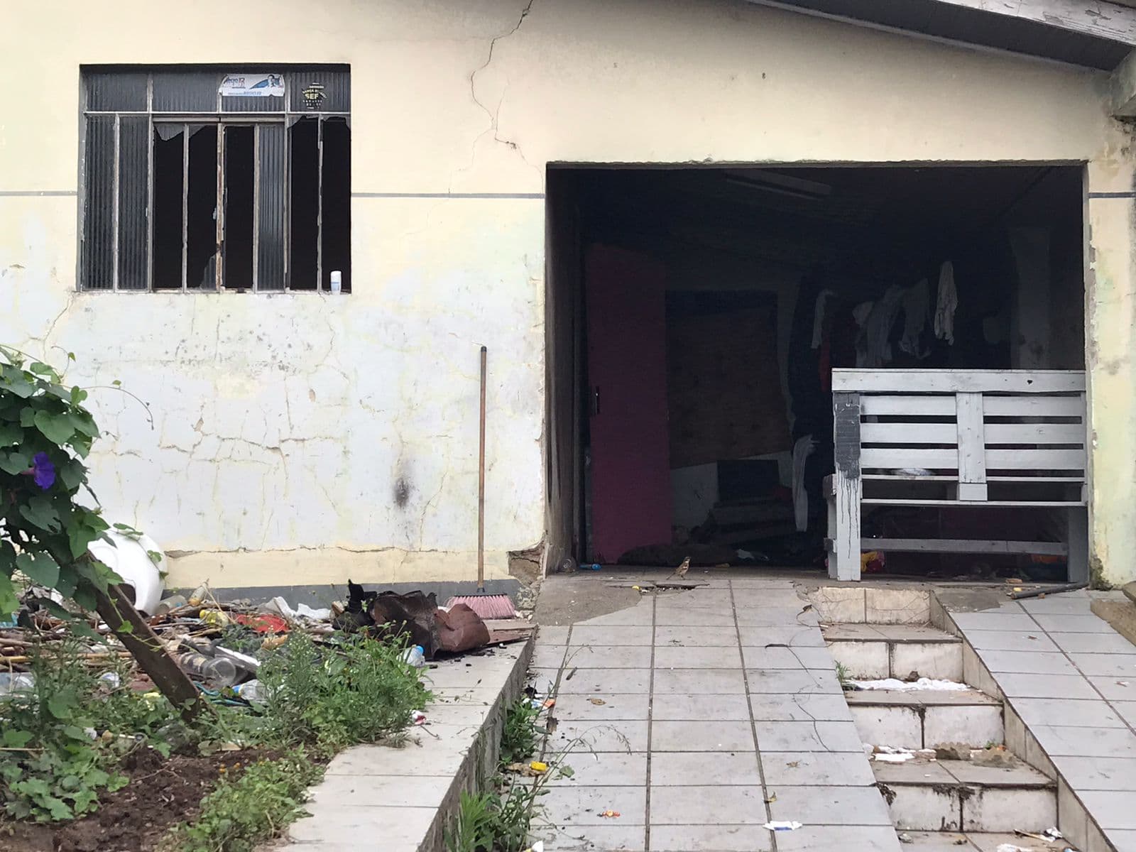 Mulher agoniza até a morte depois de esfaqueada em PG