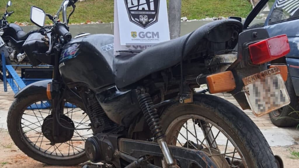 Moto adulterada é apreendida em PG