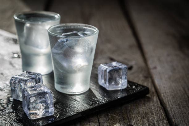 Cinco curiosidades e um drink com sabor de primavera para comemorar o Dia da Vodka
