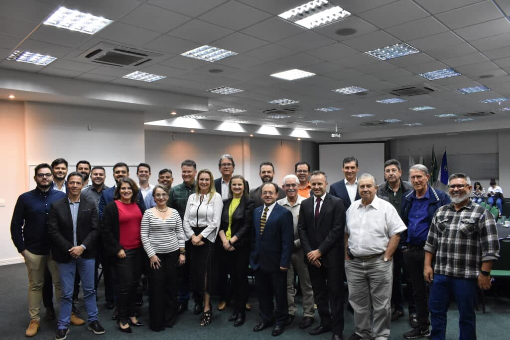 Nova diretoria assume ACIPG no ano em que entidade completa 100 anos