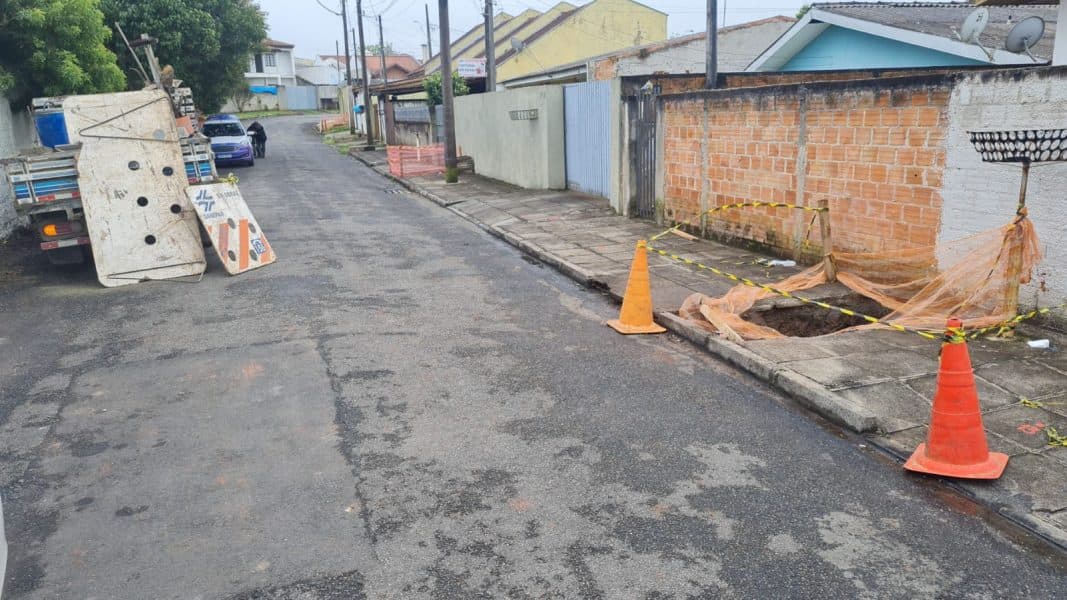 Homem morre ao cair em buraco na região metropolitana de Curitiba