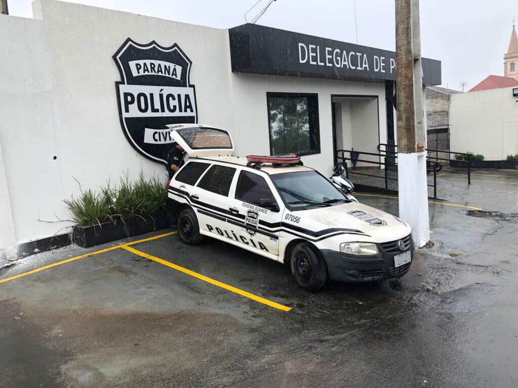 Pc de Teixeira Soares cumpre mandados de prisão