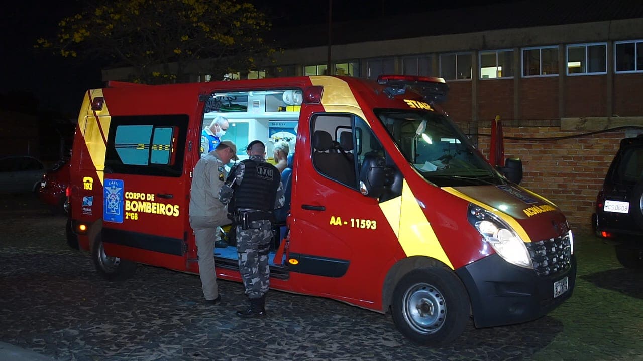 Jovem sofre acidente ao tentar fugir da polícia com moto roubada em PG