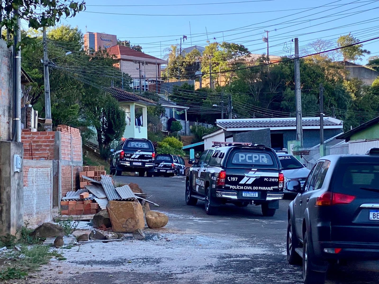 Policia Civil realiza operação na Vila Nova em PG