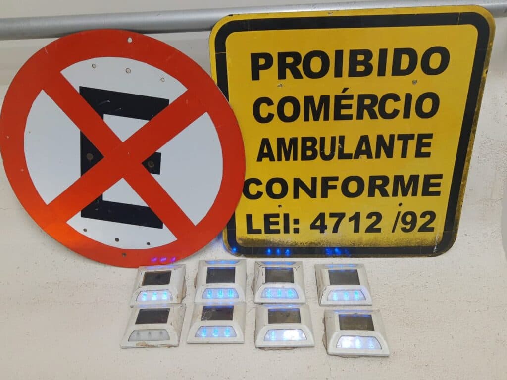 Homem é preso roubando placas e sinalização do Parque de Olarias