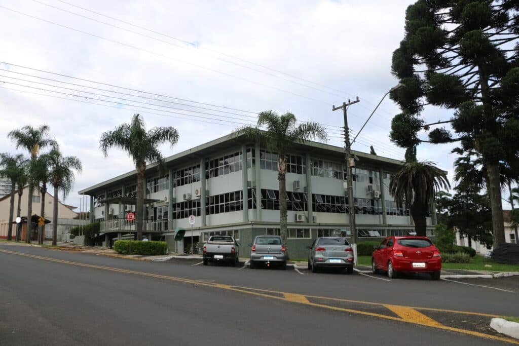 Prefeitura de Castro fará ponto facultativo na quinta-feira (14)