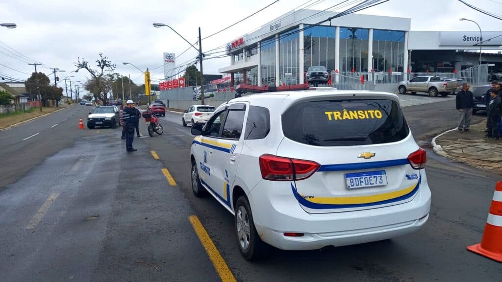Acidente deixa motociclista ferido na Vila Oficinas