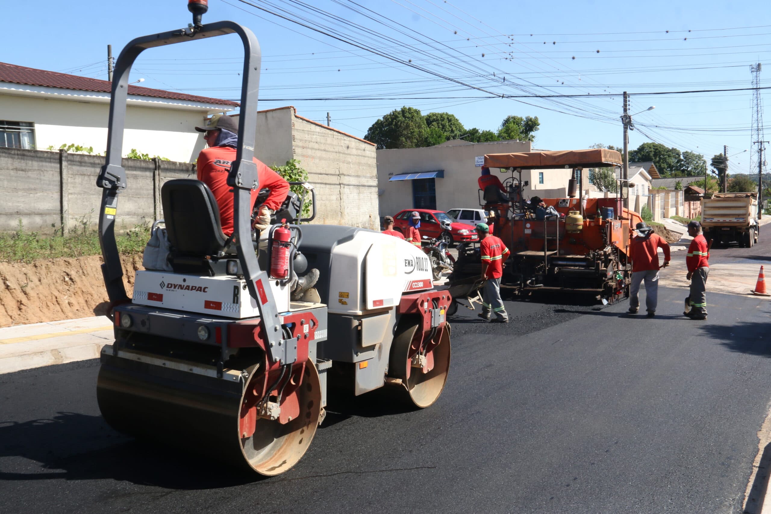 Maior programa de pavimentação chega à vila Santo Antônio