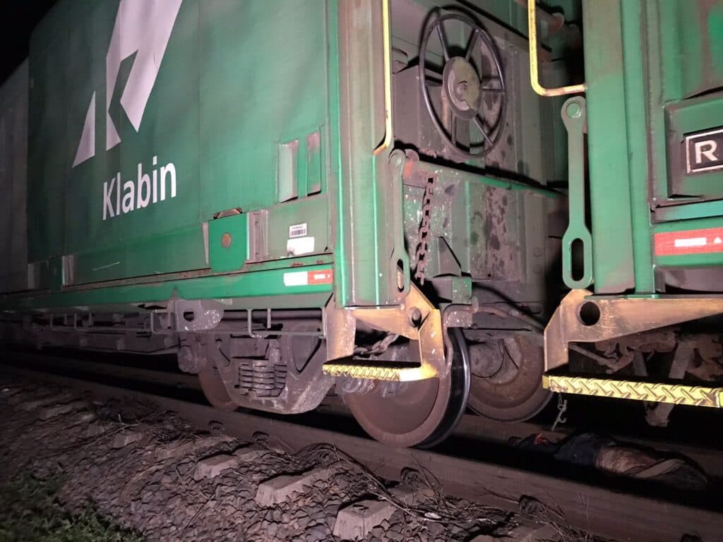 Duas pessoas morrem atropeladas por trem em PG, em menos de 3 horas