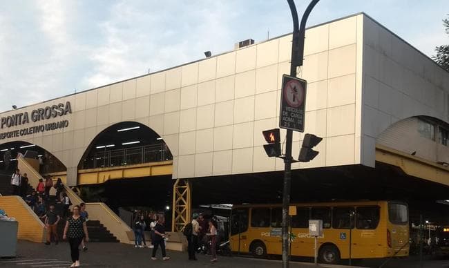 Menina de 13 anos desaparecida é encontrada em terminal de ônibus de PG