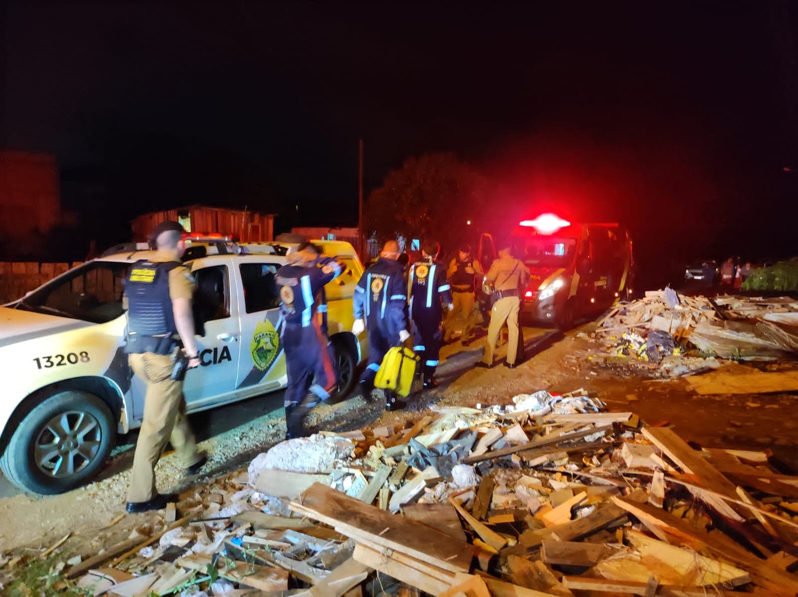 Briga entre amigos termina com homem esfaqueado em bairro de PG